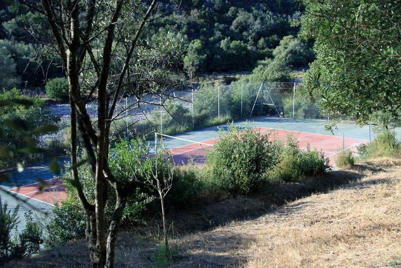 Eden Park Hotel Serriera  Екстериор снимка